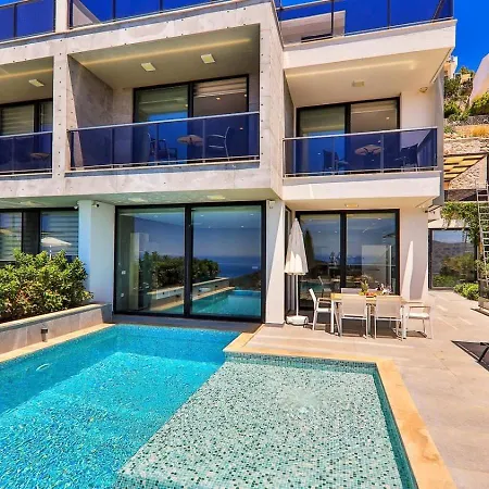 Kalamar 3 Bedroom Seaview With Private Pool Villa *