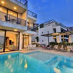 别墅 Kalamar 3 Bedroom Seaview With Private Pool 卡尔坎