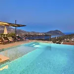 Kalamar 3 Bedroom Seaview With Private Pool 卡尔坎