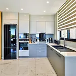 Kalamar 3 Bedroom Seaview With Private Pool 别墅