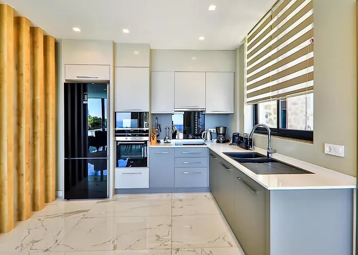 Kalamar 3 Bedroom Seaview With Private Pool Villa